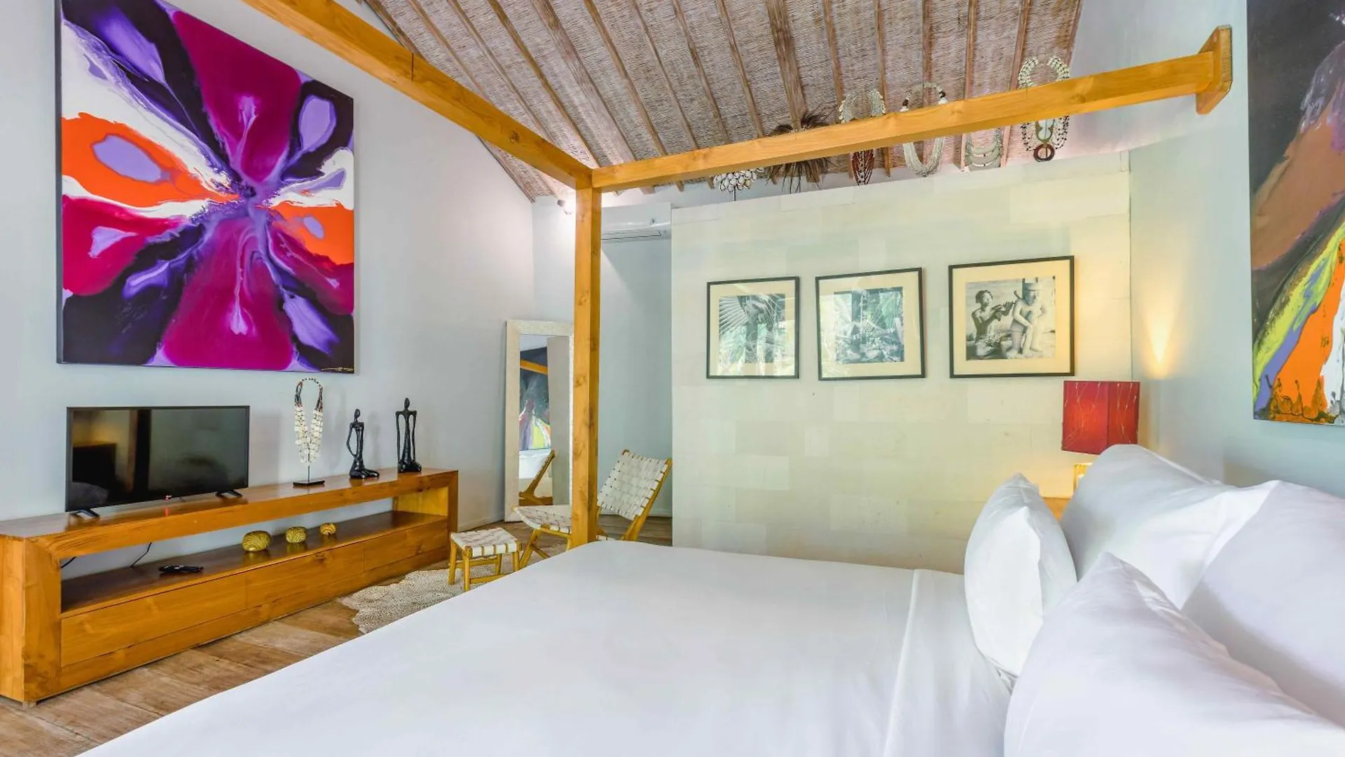 Villa Cinta Damai - Stunning & Stylish 4Br Luxury Villa In The Heart Of Seminyak, Just A 10-Min Walk To The Beach Indonézia