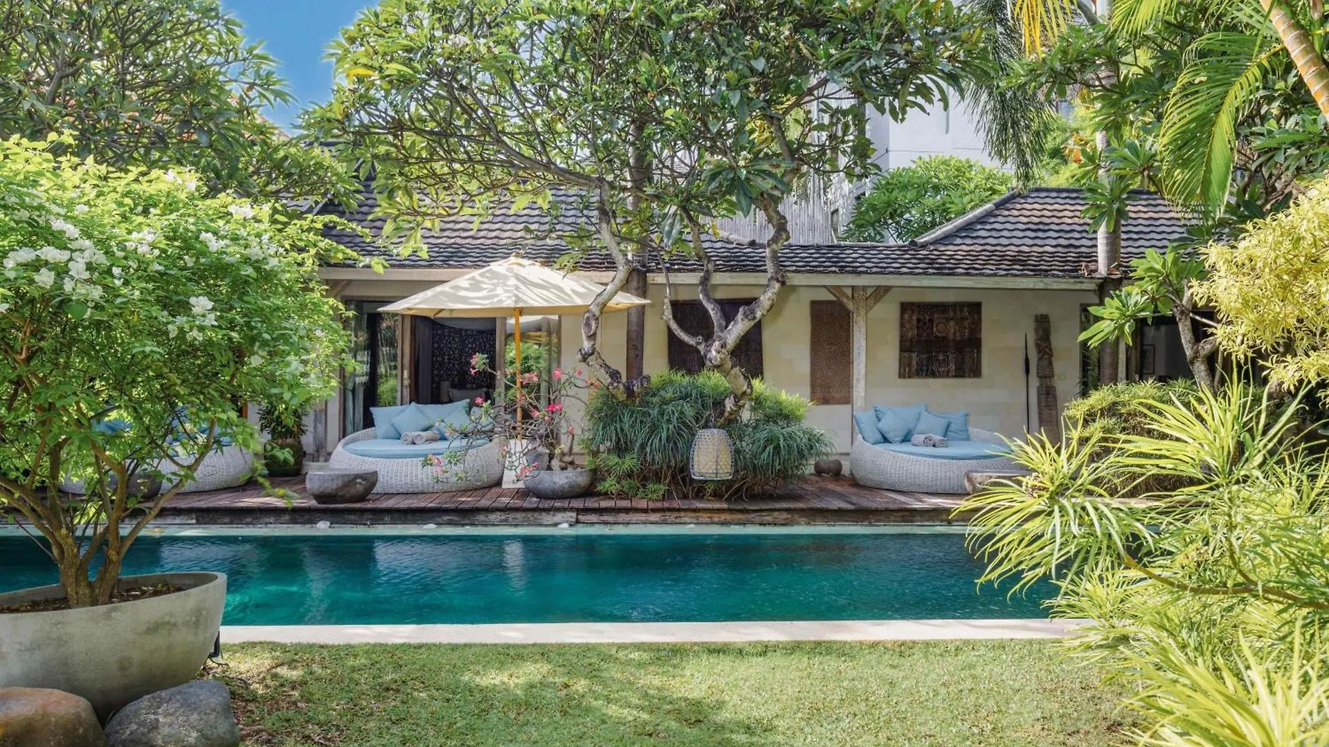 Villa Cinta Damai - Stunning & Stylish 4Br Luxury Villa In The Heart Of Seminyak, Just A 10-Min Walk To The Beach